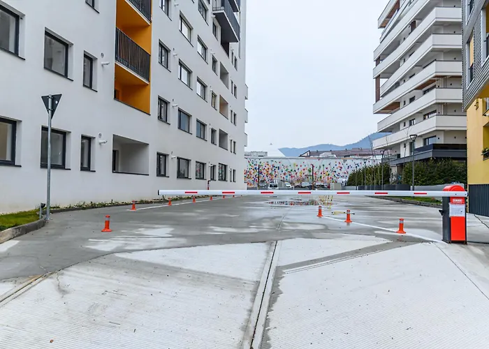 Sunny Loft & Parking 3 Lejlighed